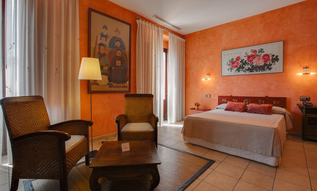 L'Agora Hotel Бокарент Екстериор снимка