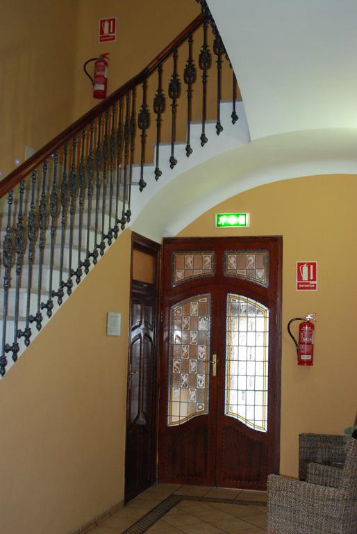 L'Agora Hotel Бокарент Екстериор снимка