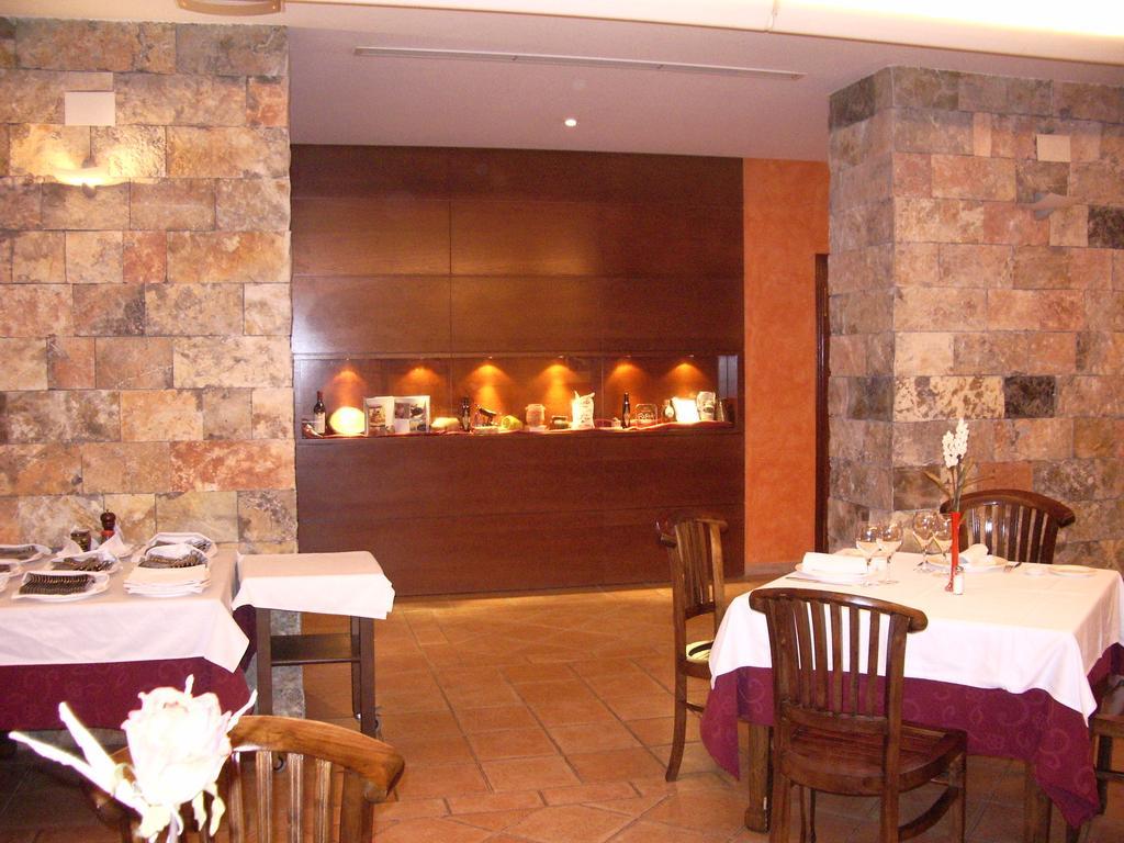 L'Agora Hotel Бокарент Екстериор снимка